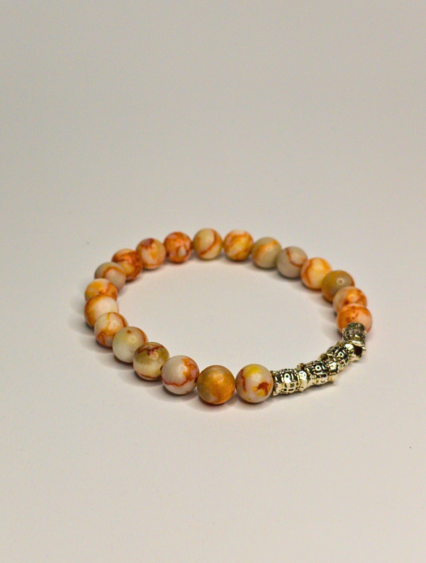 Orange-Howlith